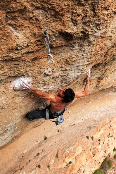 Pep Farré - Migranya profunda - 8b+ - Siurana - Priorat