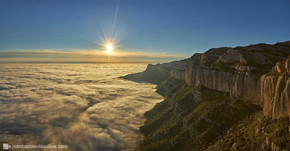 Mar de núvols a la Serra de Montsant